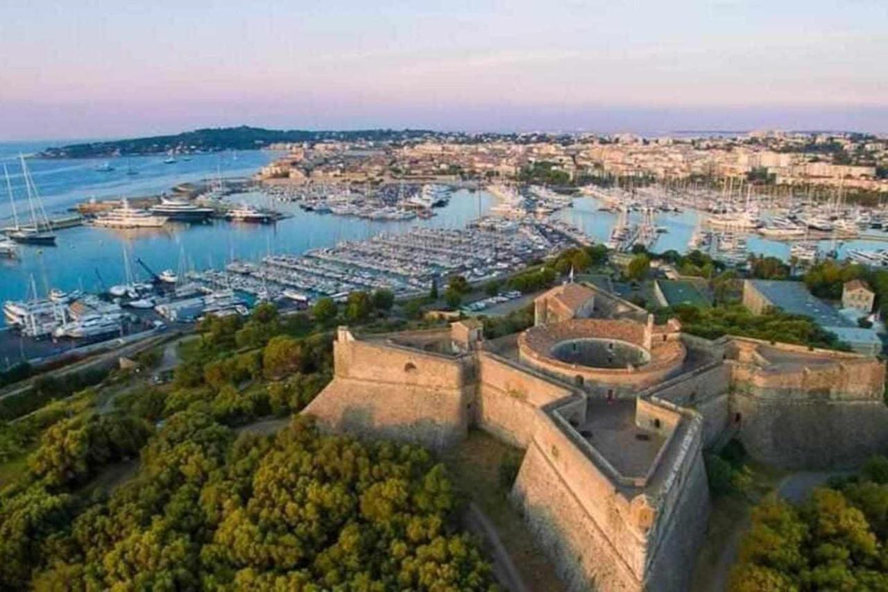 Spacious Apartment At A 5 Min Walk From The Beach Antibes Exterior photo