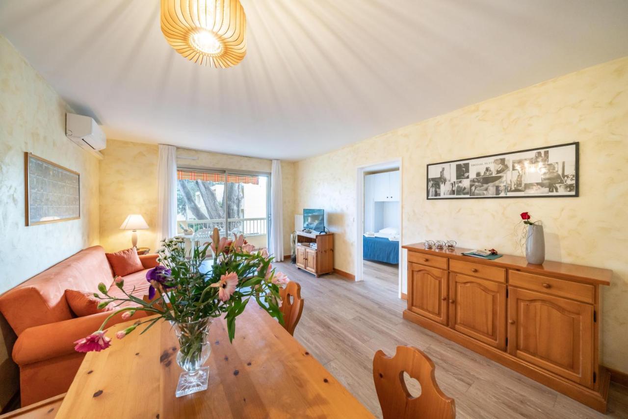 Spacious Apartment At A 5 Min Walk From The Beach Antibes Exterior photo
