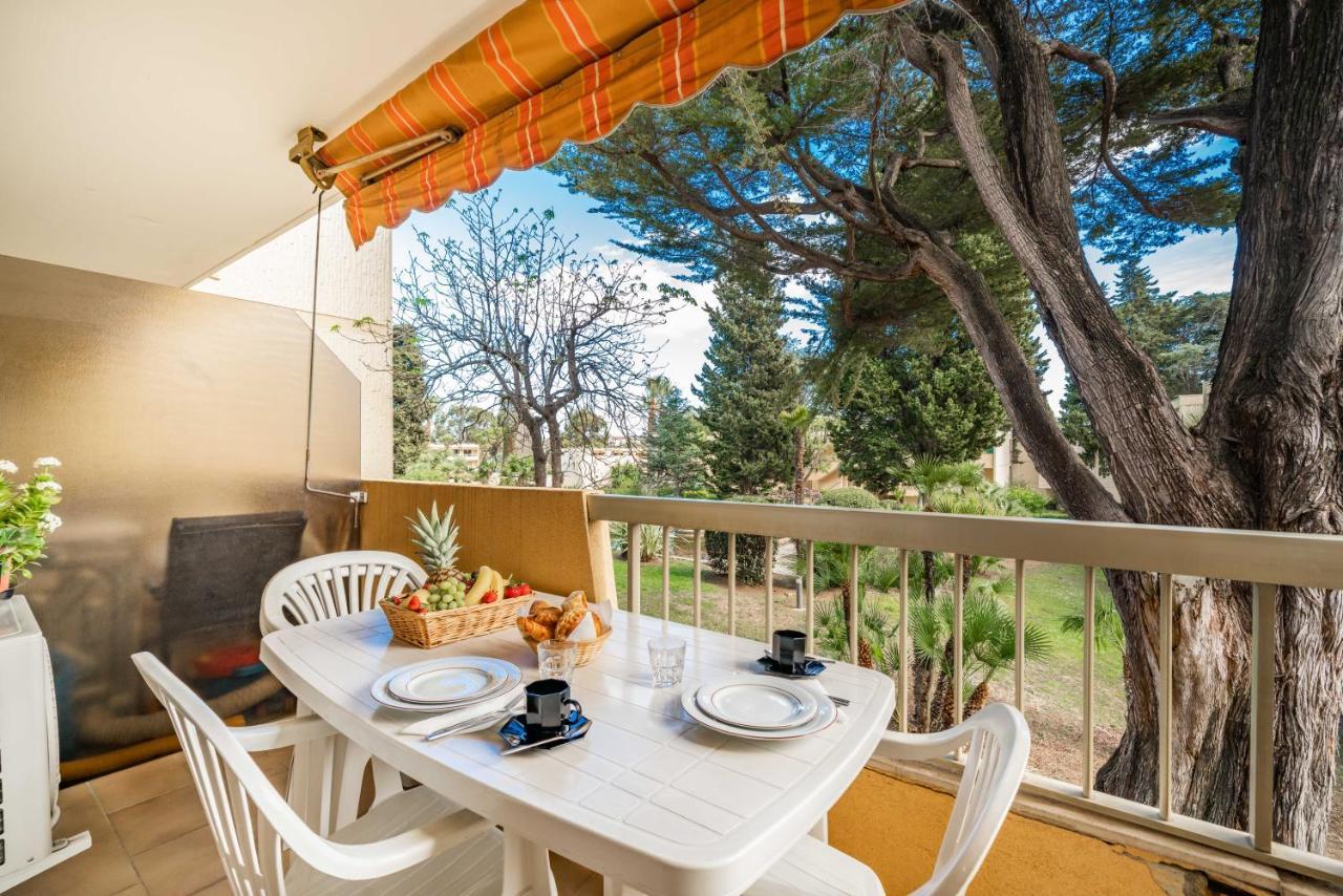 Spacious Apartment At A 5 Min Walk From The Beach Antibes Exterior photo