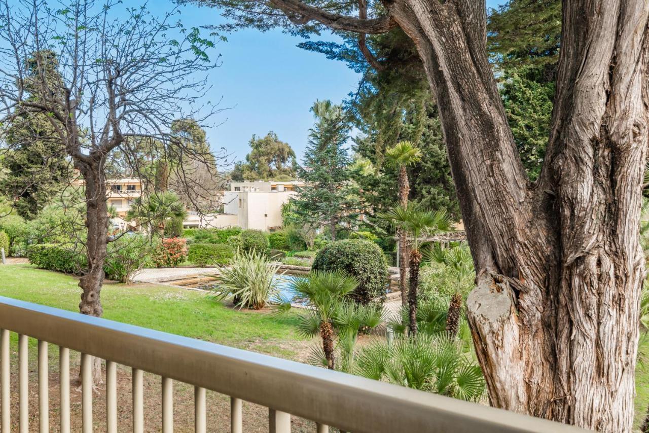 Spacious Apartment At A 5 Min Walk From The Beach Antibes Exterior photo