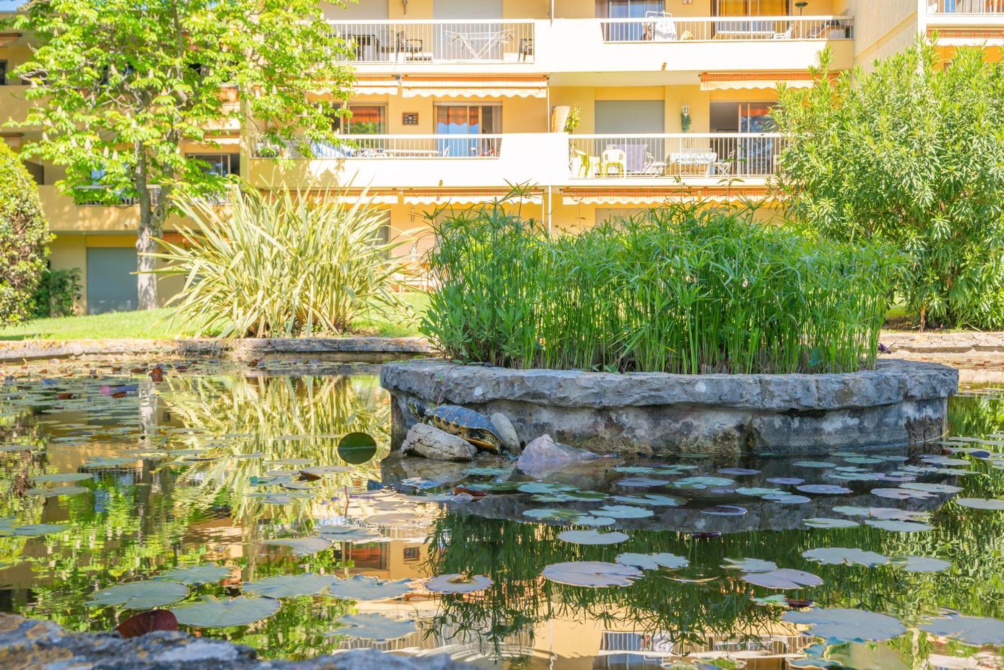 Spacious Apartment At A 5 Min Walk From The Beach Antibes Exterior photo